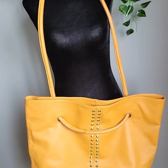 Holt Renfrew Studded Leather tote - Picture 4 of 10